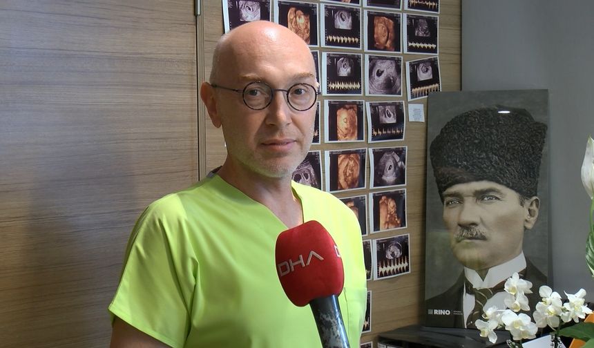 Evlat hasreti çeken çift, 25 yıl sonra ikizlerini kucaklarına aldı