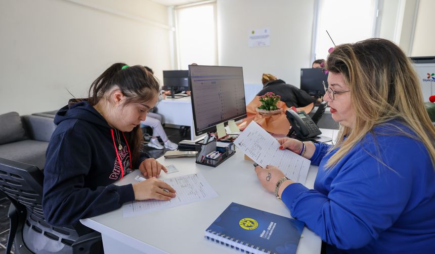 Buca Belediyesi’nden engelli istihdamına destek
