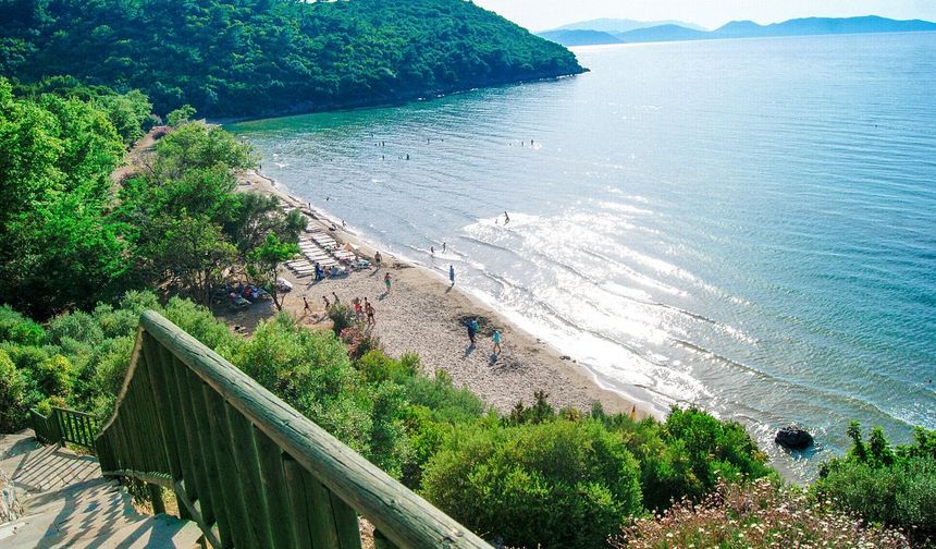 Kuşadası'nda Milli Park sabah yürüyüşlerine kapatıldı