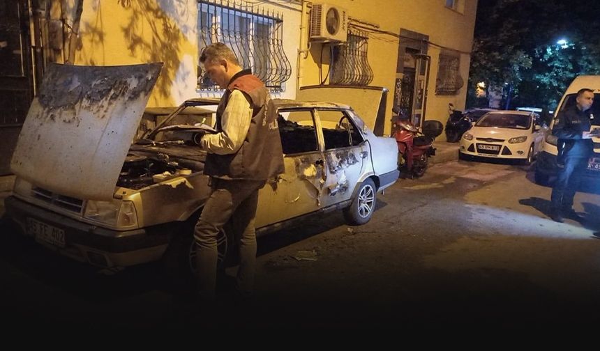 Camlarını kırdı, yakmaya çalıştı... 13 araca zarar veren haydut aranıyor!