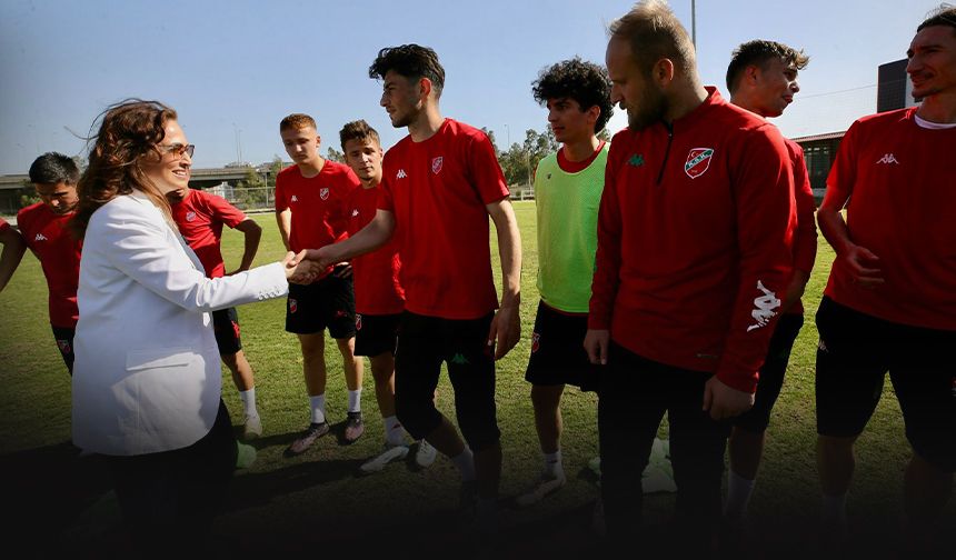 Başkan Ünsal’dan Kaf Sin Kaf’a destek ziyareti