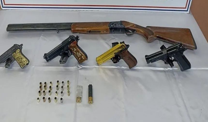Afyonkarahisar'da düğünlerde havaya ateş eden 10 kişiye 42 bin 462 lira ceza