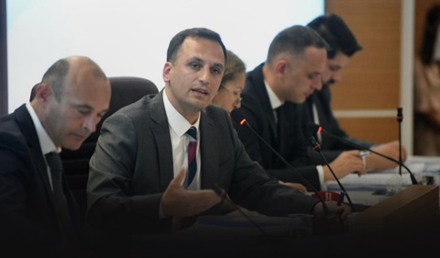 Başkan Eşki gözyaşlarını tutamadı... Güney Temiz'in ismi Bornova'da yaşayacak