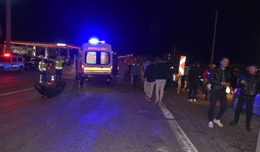 Araçlar yayaların arasına daldı: Yaralılar var!