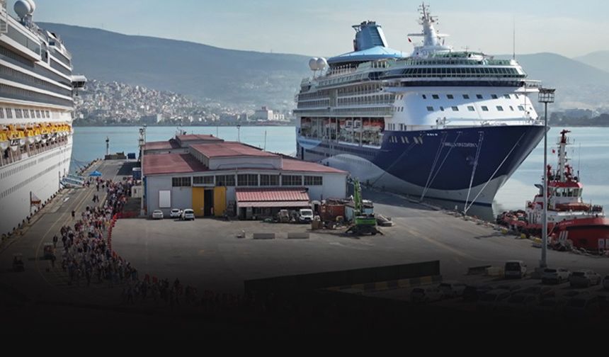 İzmir'e kruvaziyer dopingi... 4 bin 540 turist geldi!