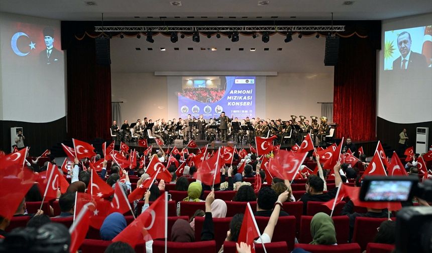 MSB Armoni Mızıkası Afyonkarahisar'da konser verdi