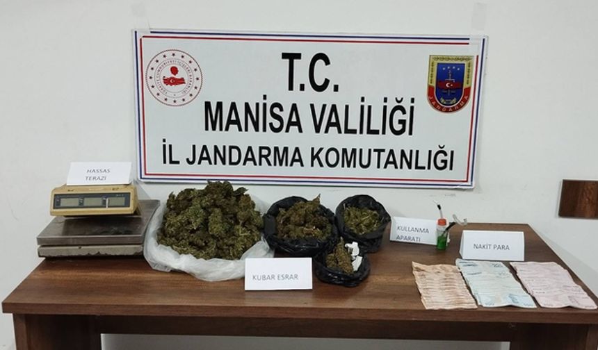 Manisa'da zehir tacirlerine baskın... 2 şüpheli tutuklandı!