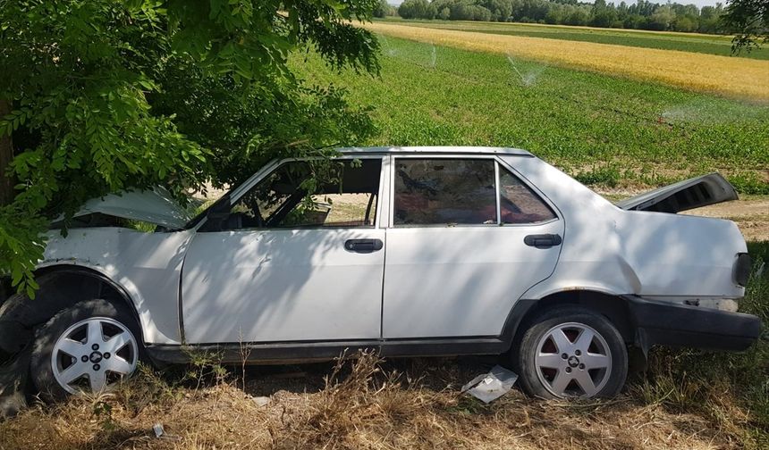 İki otomobilin çarpıştığı kazada 6 kişi yaralandı