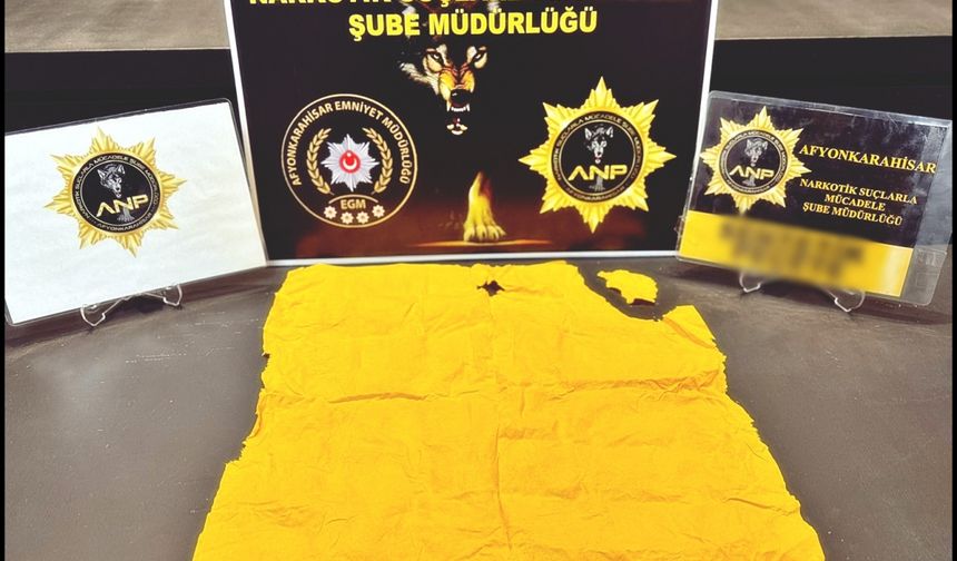 Afyonkarahisar'da yasaklı madde operasyonu... 3 zanlı tutuklandı