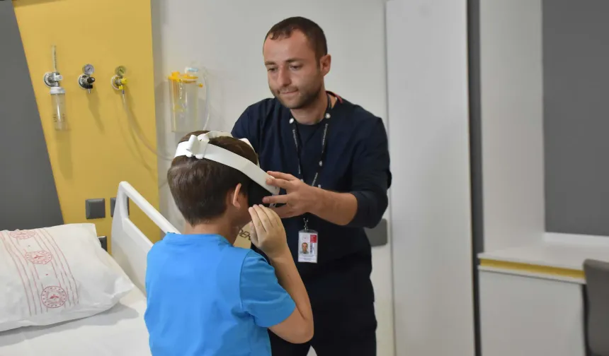 Küçük kalpler, sanal gerçeklikle korkularını yeniyor