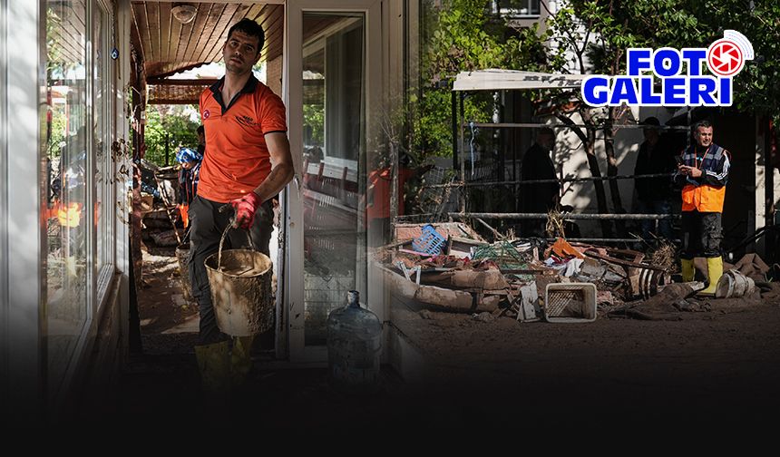 Foça'da AFAD gönüllüleri ve belediyeler el ele: Selin izleri siliniyor