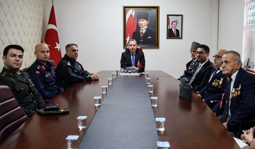 Manisalı Kıbrıs gazisi, 51 yıl sonra madalyasına kavuştu