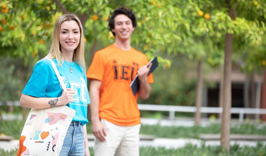 İzmir Ekonomi, geleceği mikro-yeterliliklerle kuruyor