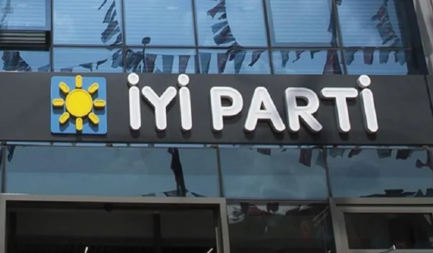 İYİ Parti'de üst düzey istifa