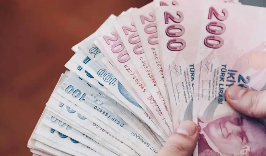 Uzman isimden yeni asgari ücret tahmini!