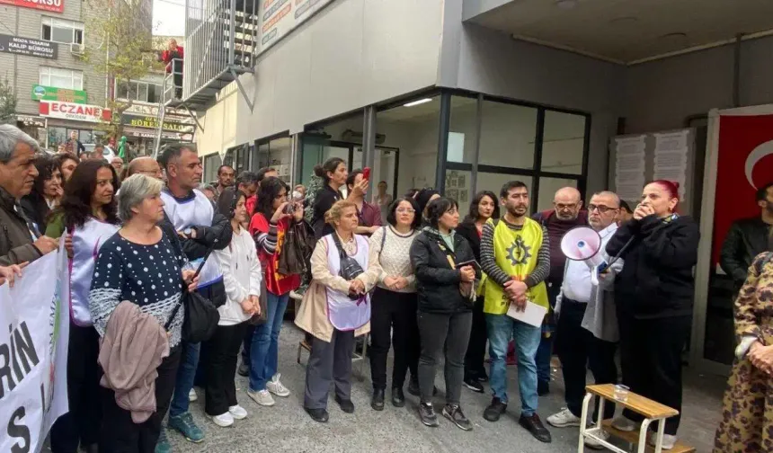 Sağlıkçıların nöbeti 30’uncu günde