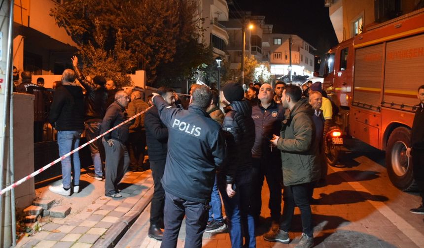 2 apartman zemindeki kayma nedeniyle tahliye edildi