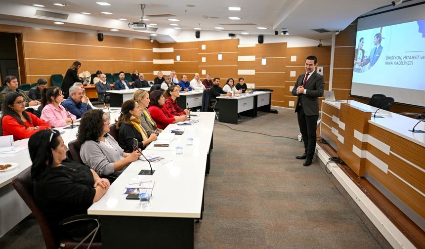 Bornova Muhtarlar Akademisi başladı