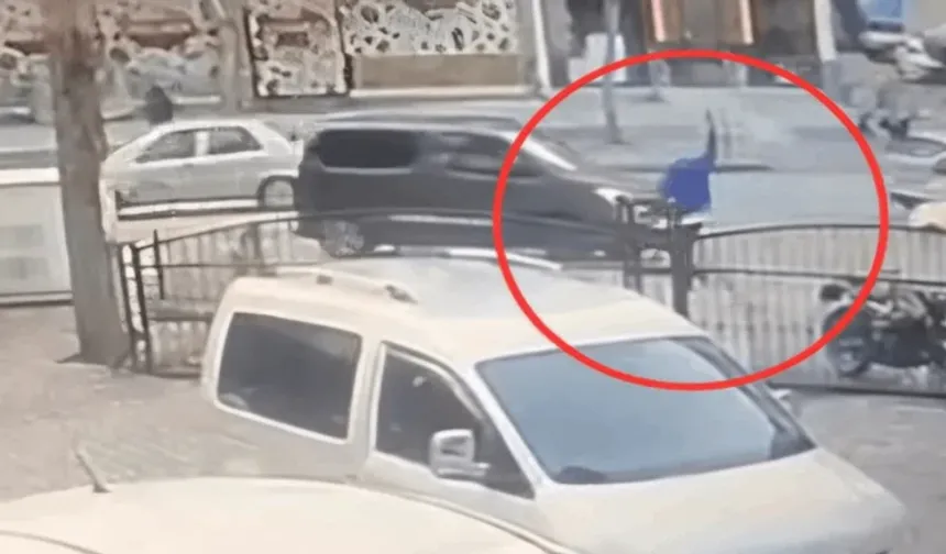 Sokakta dehşet: Önüne gelene ateş açtı