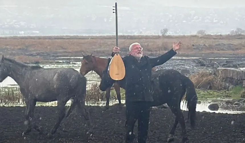Ünlü sanatçıya at çarptı: 'Az kalsın nalları dikiyordum'