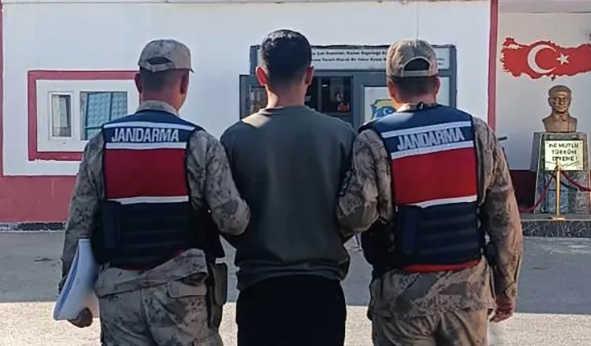 12 yılla aranıyordu: Firari hükümlüyü jandarmaya enseledi!
