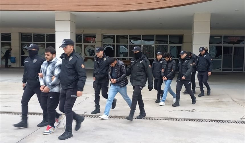 Manisa merkezli 6 ilde DEAŞ operasyonu: 7 kişi yakalandı