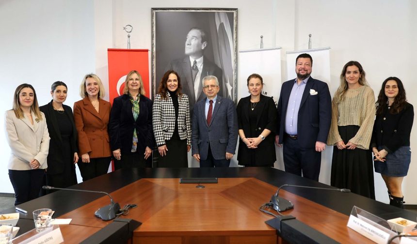 İzmir'de çocuklar için iş birliği protokolü