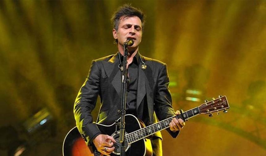 Ünlü şarkıcı Teoman'ın CV'si sahte çıktı!