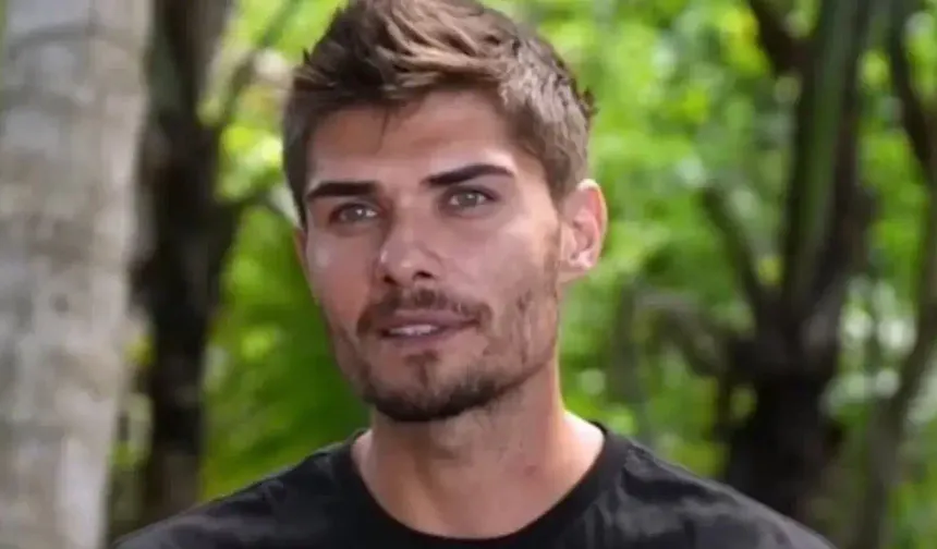 Barış Murat Yağcı'ya havalimanında gözaltı