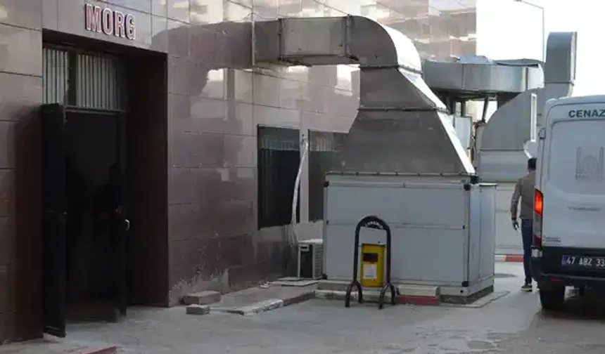 27 yaşındaki eski hemşire evinde ölü bulundu