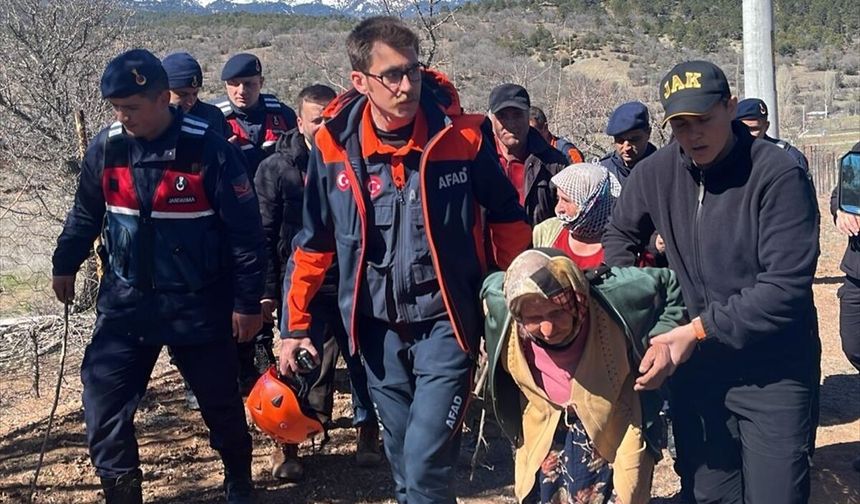 Kaybolan Alzheimer hastası boş arazide bulundu!