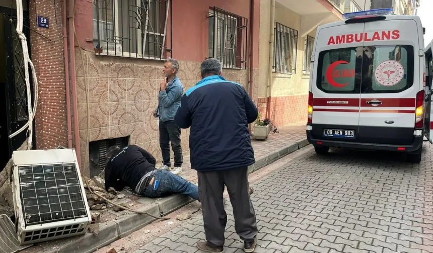 Göz göre göre kaza: 6 metreden yere çakıldı!