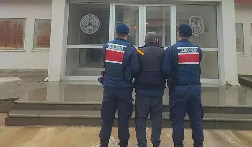 Hırsızlıktan 22 yılla aranıyordu: Jandarmaya enselendi!