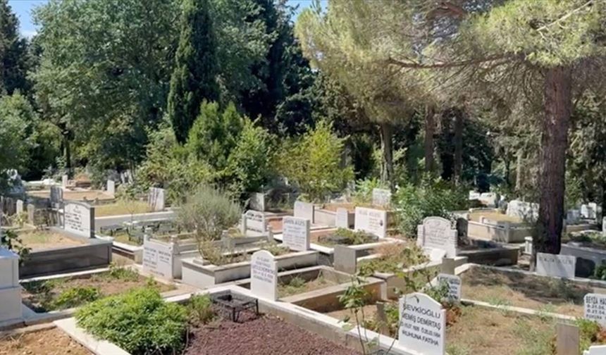 Mezarlık ziyaretinde kadın cinayeti: 1 ölü, bir ağır yaralı