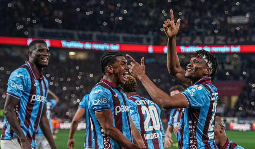 Trabzonspor dev maçta Galatasaray'ı 2 golle yıktı!