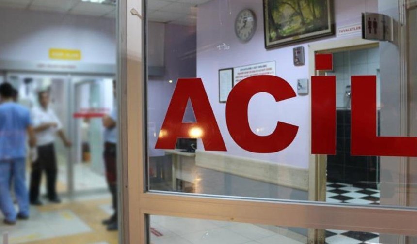 Denizli'de 2 otomobilin çarpıştığı kazada 5 kişi yaralandı