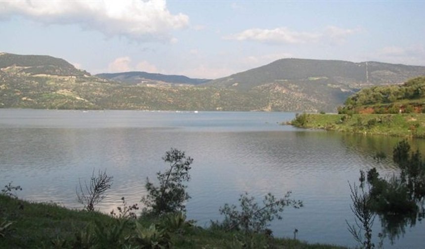 Aydın ve Denizli'de yağış arttı, baraj seviyeleri yükseldi