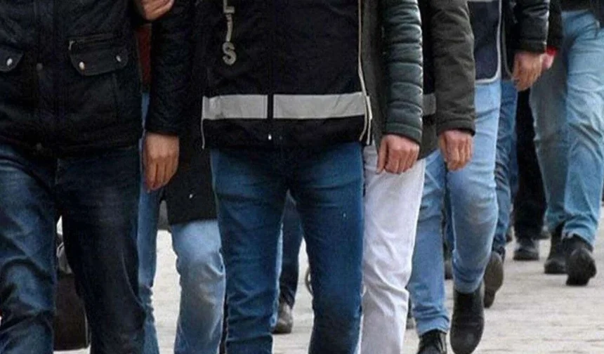 Uşak'ta 'zehir' tacirlerine baskın: 73 bin sentetik hap ele geçirildi!