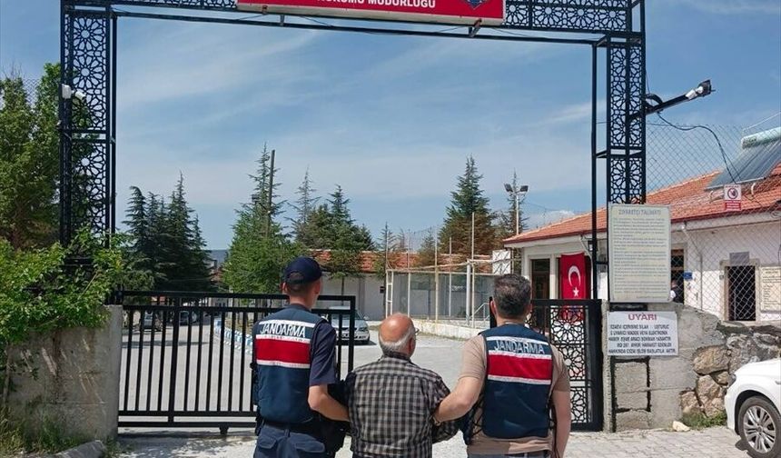 Afyonkarahisar'da firari FETÖ hükümlüsü yakalandı