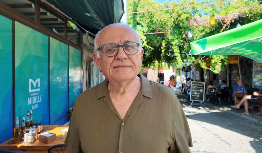 Foça Kitap Şenliği'nde 2 bin 600 kitap ücretsiz dağıtıldı