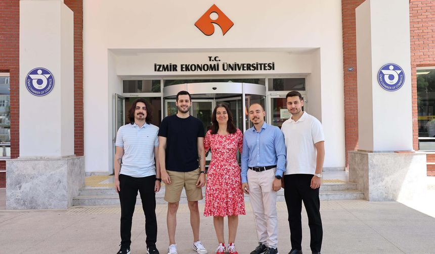 İEÜ'lü öğrencilerden blokzincirle 'ders' motivasyonu
