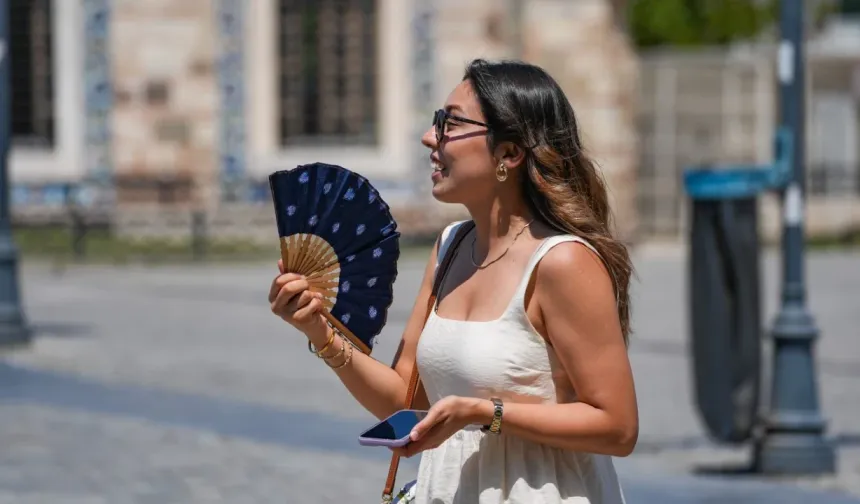Avrupa'yı kavuran yeni dalga: Binde bir görülür