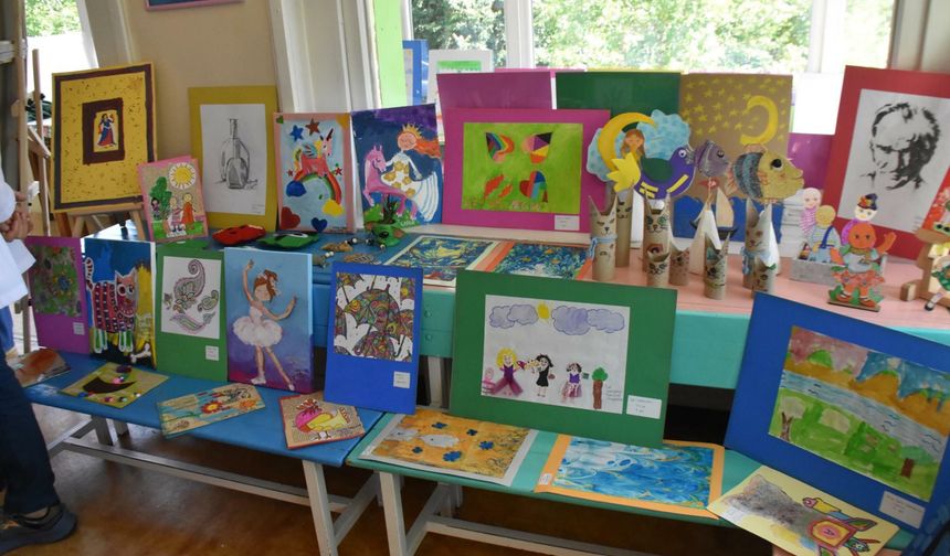 Hastane odaları sanat atölyesine dönüştü