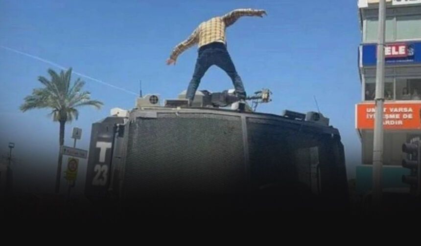 Özel'in İzmir mitinginde TOMA üzerine çıkan öğretmen serbest!