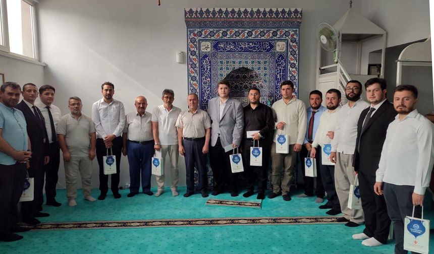 Din görevlileri ezan ve hutbe yarışmasında yarıştı