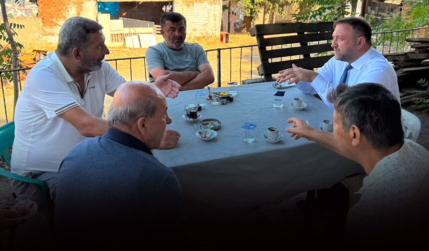 Gümrükçü, Kadifekale'de sahaya indi: İzmirlilere yoldaş olmaya devam edeceğiz!