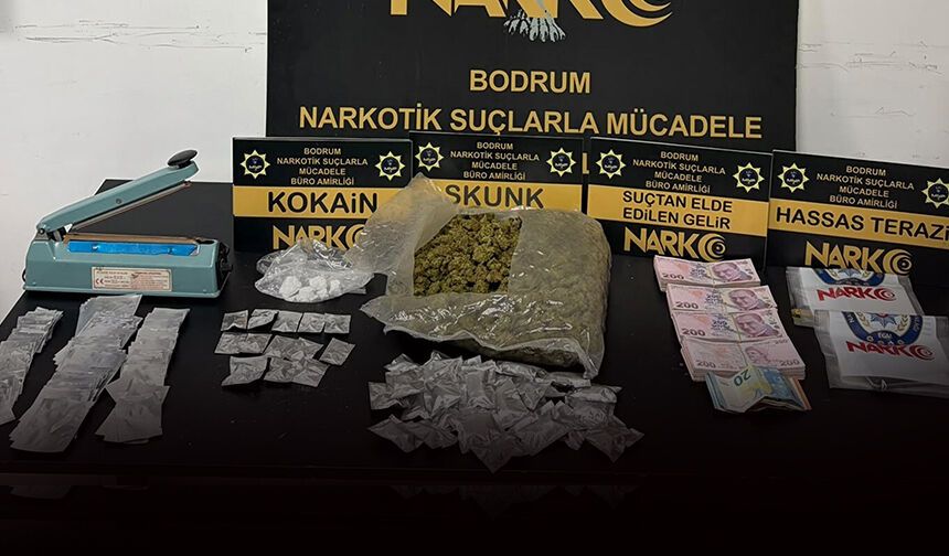 Muğla'da 'zehir' evine baskın: 3 torbacı yakalandı!