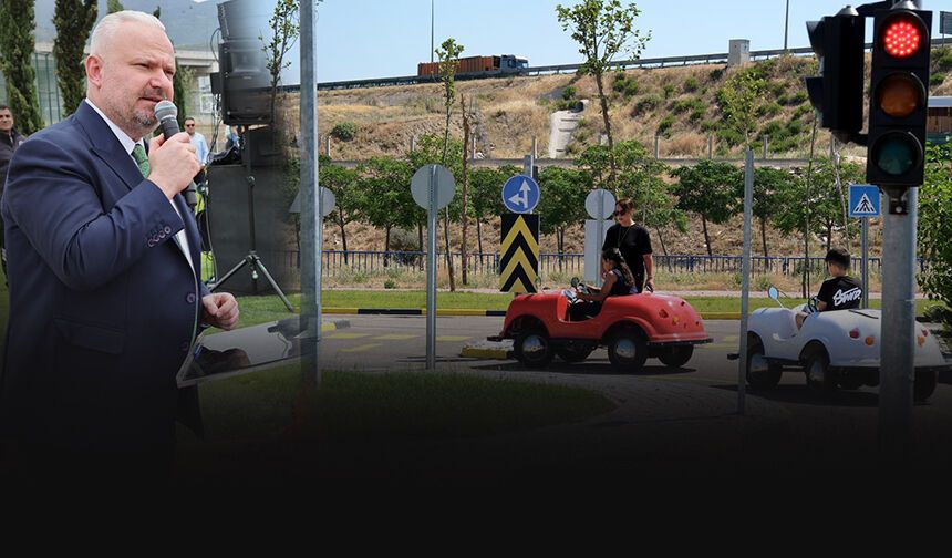 Menemen'de çocuklara uygulamalı trafik eğitimi