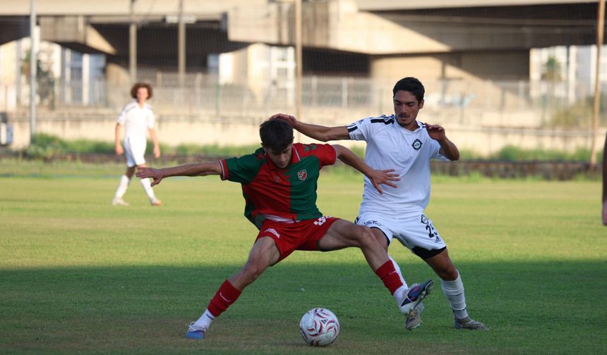 Karşıyaka'da transfer yasağına amatör formül
