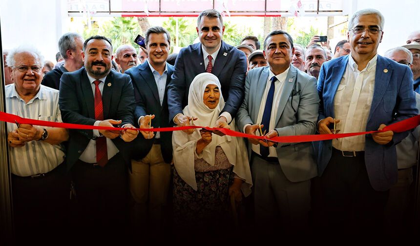 Başkan Turan, törende açıkladı: Ödemiş'te YENİ Parti'ye eğilim yüzde 95!